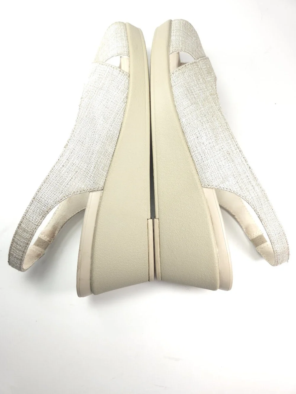 CROCS sleek lightweight